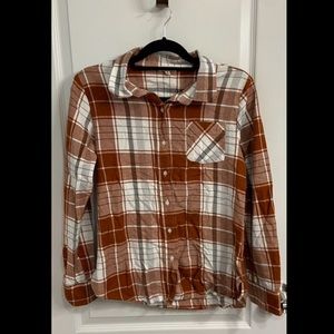 UGAPPAREL Button Down Shirt
